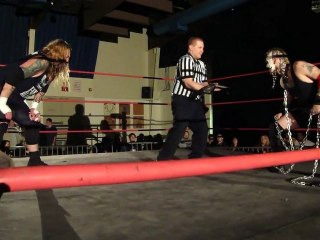 Balls Mahoney vs. Lenn Oddity Part 1/3 (Dog Chain Match)