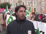 Rome: des dizaines de milliers de manifestants contre Berlusconi