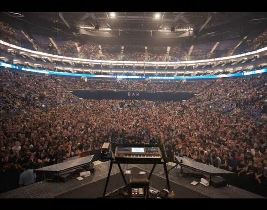 Jornada et Waiting For The End Live London 2010 audio HQ