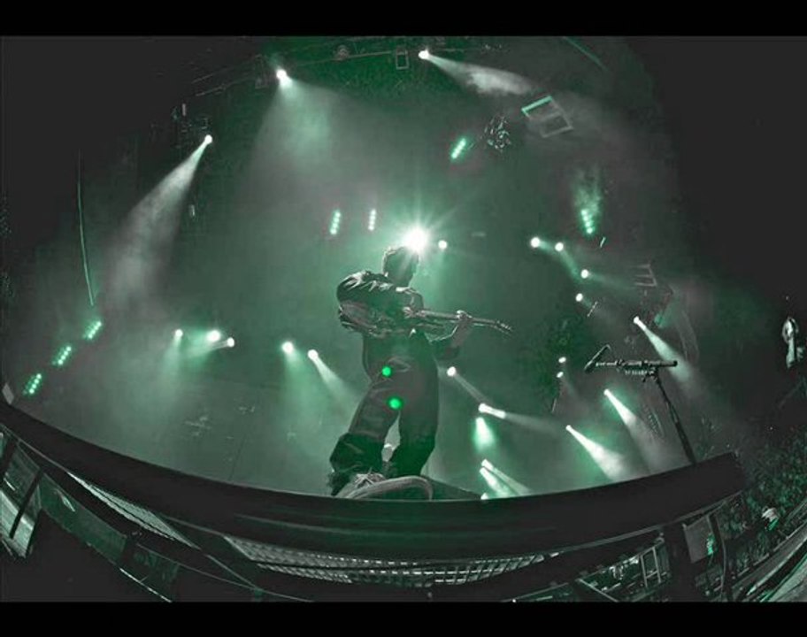 Breaking The Habit Live Paris 2010 audio HQ LP