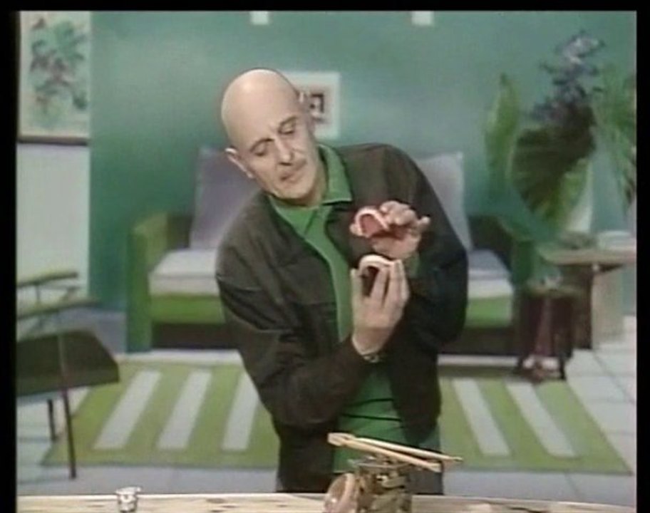 Fiche Bricolage du Professeur Choron - Ronge Ongles