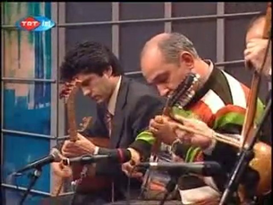 YILDIZ ÇAM - ANAM AĞLAR BAŞUCUMDA OTURUR