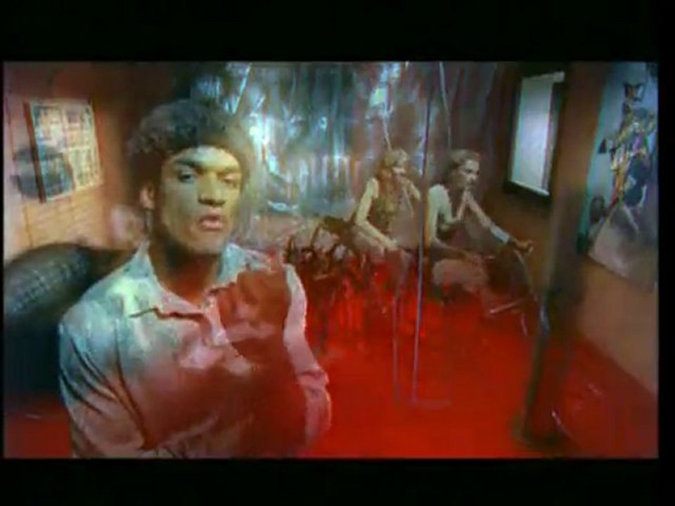 Tuğçe San - Güneşten Sıcak