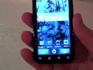 Motorola Defy : test extrême