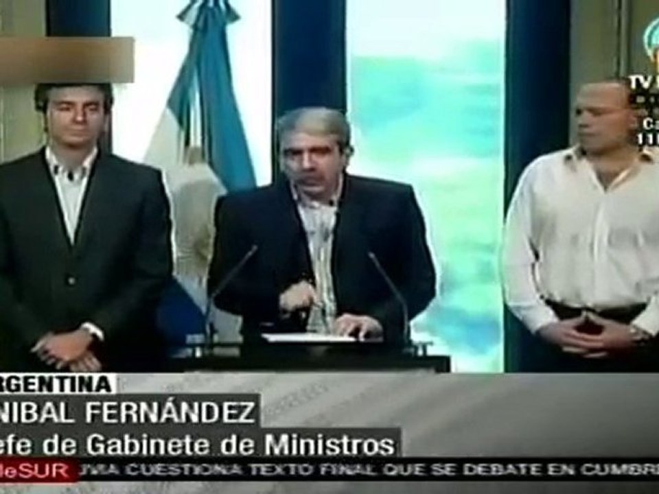 Reunión de autoridades argentinas nacionales y locales por sucesos en Parque