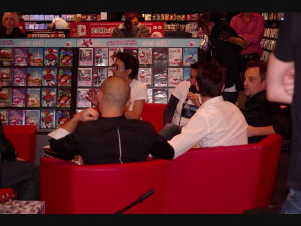 up radio au Virgin Megastore