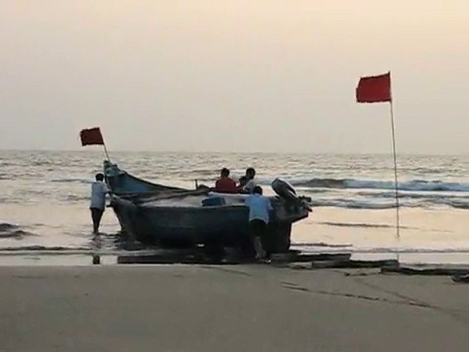 Coucher de Soleil avec les pecheurs de Margem (Goa)