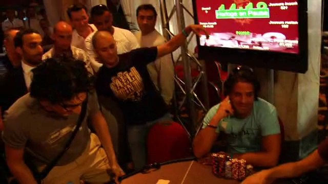 Yes papa : tapis, tapis, tapis, allez ! Tapis !