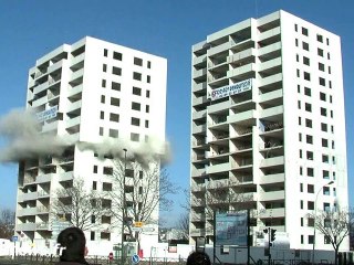 Argenteuil : Les tours Mondor réduites en poussière