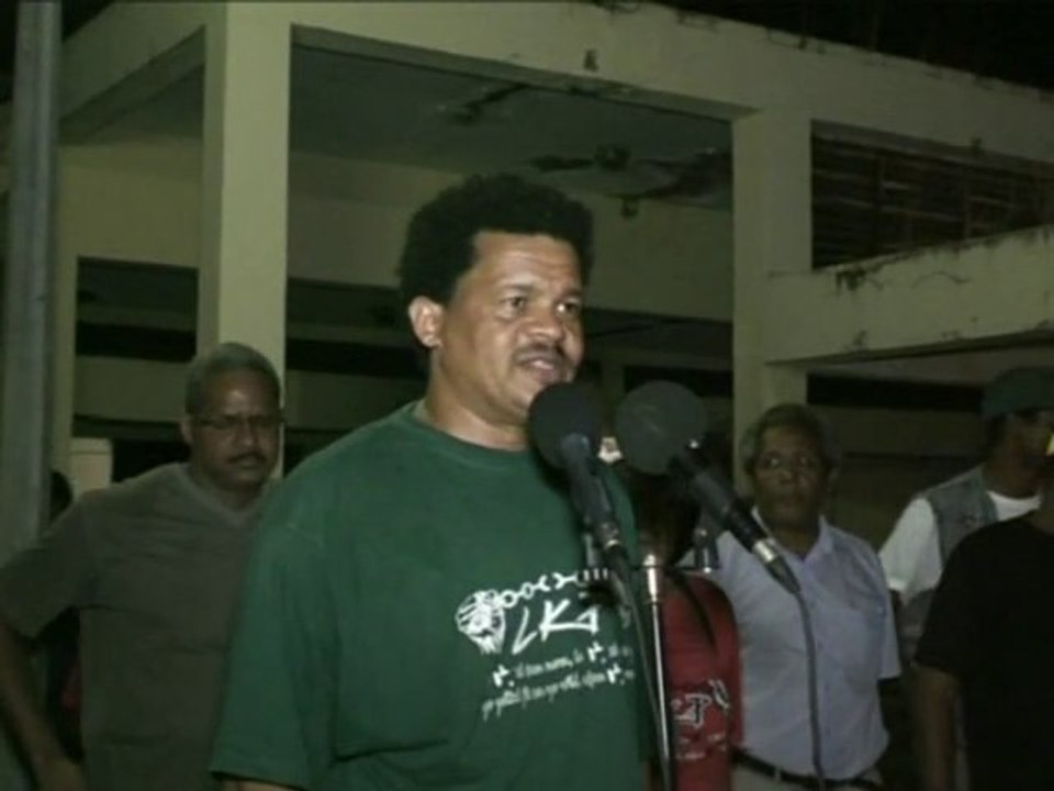 Elie Domota Meeting LKP 10.12.10 Pointe Noire