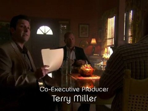 Scene #3 from Burn Notice - Out of the Fire / Last ...