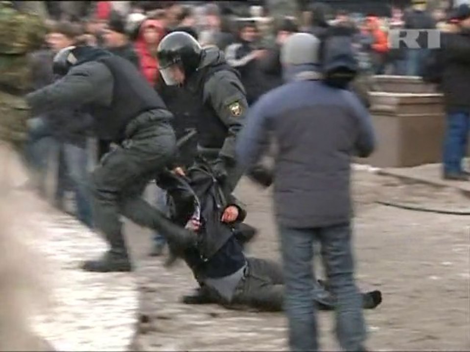 Riots expose Russia's problems ahead of World Cup