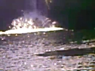 Herbert pulando da cachoeira