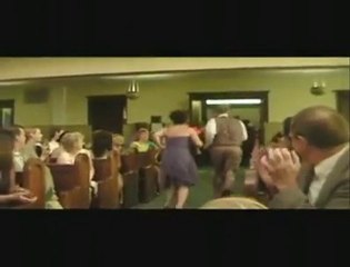 maries cortege eglise en dansant sympa rire blague