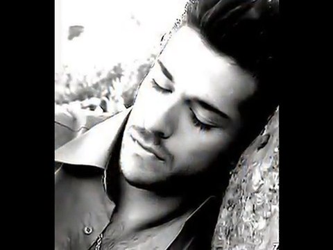 Tuğba Özerk - Bitter Çikolata (HD)