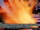 Estudiantes iraníes protestan ante embajada británica por asesinato de científico