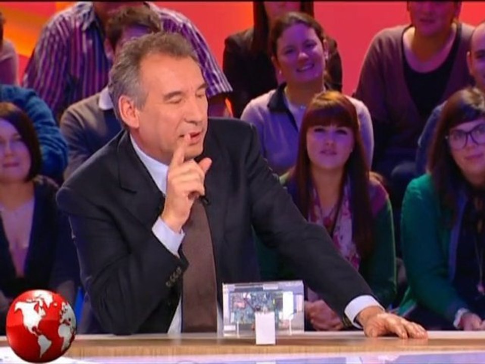 Petit Journal de Canal+ : François Bayrou mauvais joueur?