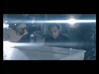 YOKLUĞUNU ÖYLE HİSSEDİYORUMKİ!!HERŞEY EKSİK SENSİZ!KADINIM