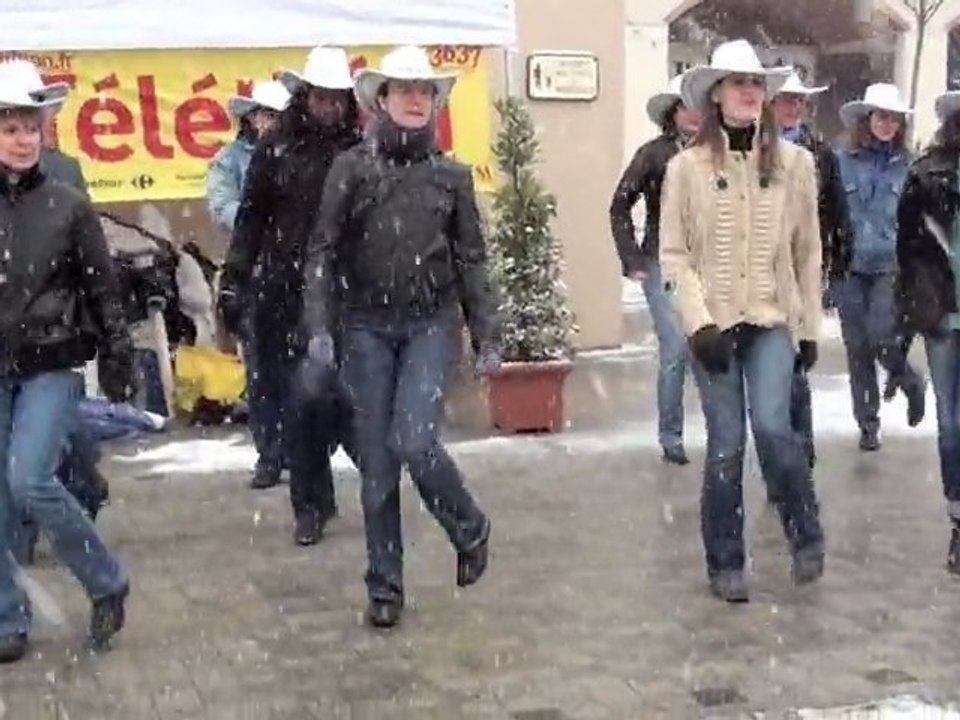 Démo country sous la neige au Téléthon à Thiais