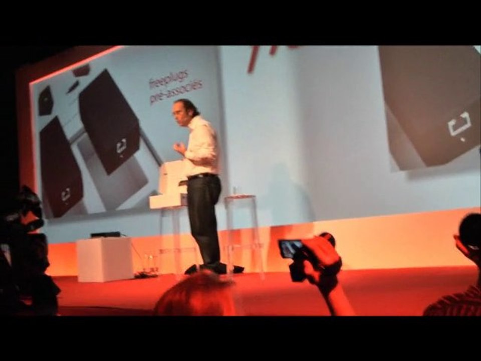 Freebox Révolution : Le packaging
