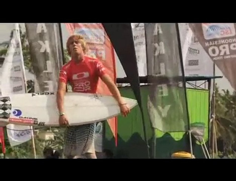 Highlights from Day 4 of Oakley Pro Junior in Bali