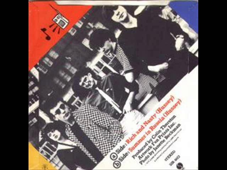 Walkie Talkies - Rich and Nasty