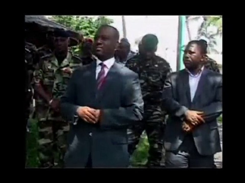 LE PM. SORO Guillaume passe en revue les troupes