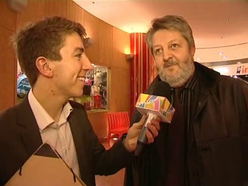 Calaisis Tv Qui s'y Frotte s'y Pique - le mot radeuse