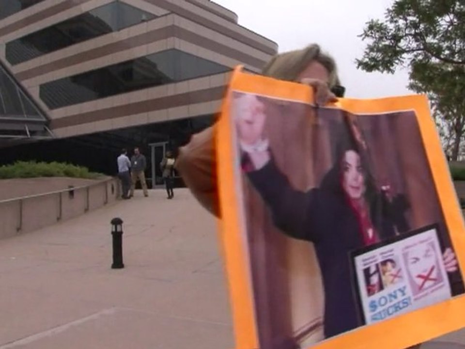 L'album posthume de Michael Jackson dechaîne les critiques