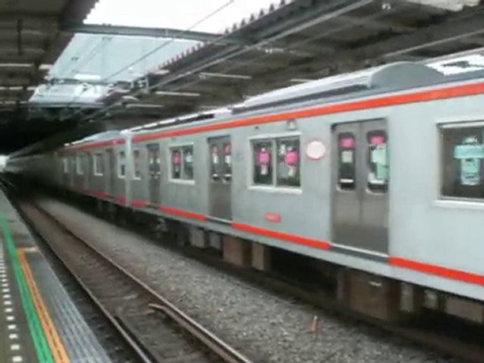 相模鉄道5000系　二俣川を発車