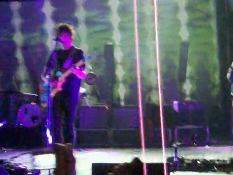 MGMT - Electric Feel | Live @ Lyon, 14.12.2010 - Transbordeu