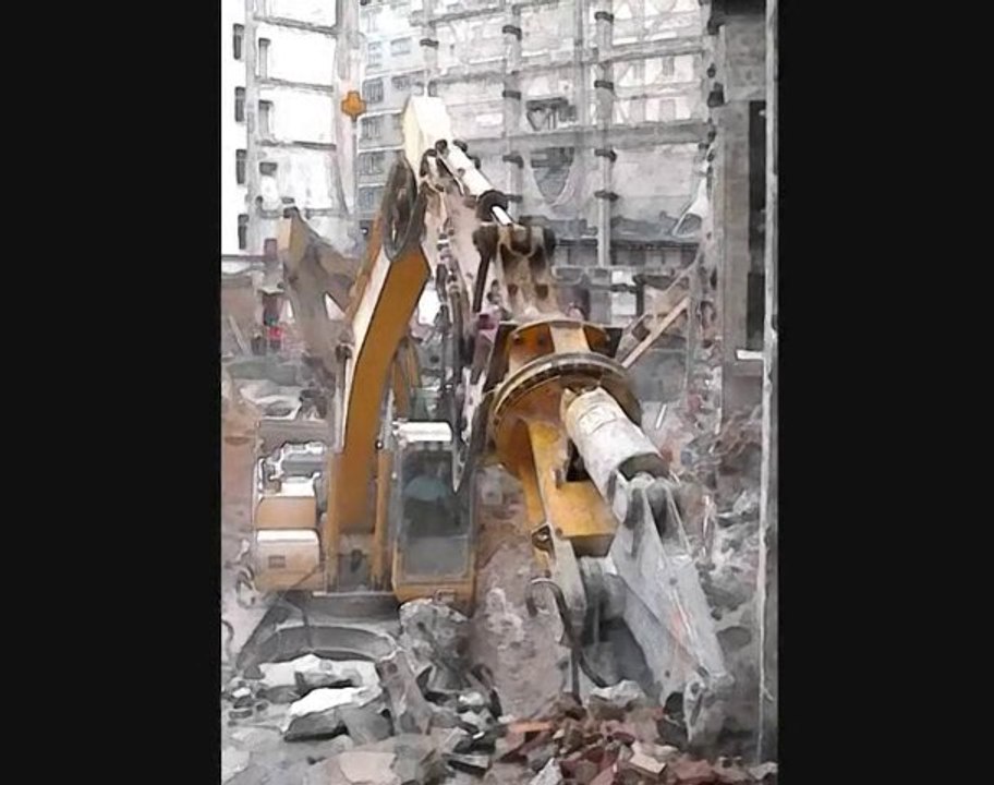 wyburzenie-budynku-w-centrum-miasta