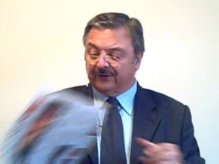 Editoriale 15-12-2010