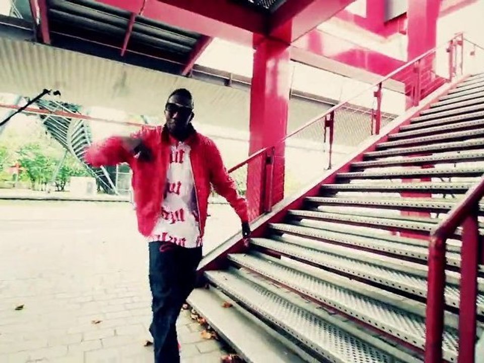 Petit Vigne "Sur Mes Gardes" Feat Canardo et Alioon.