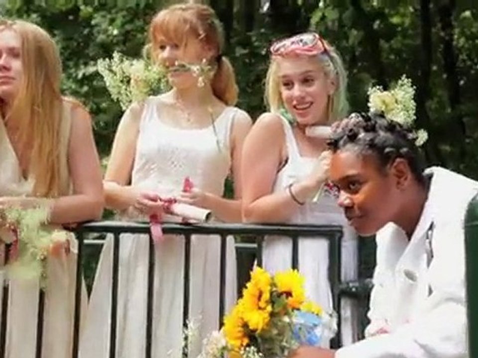 Orange Juice in Bishop's Garden - Ep 3.1