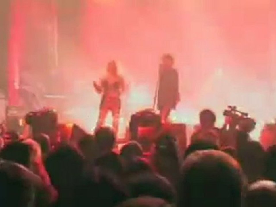 Scorpions & Doro Pesch - Rock You Like A Hurricane