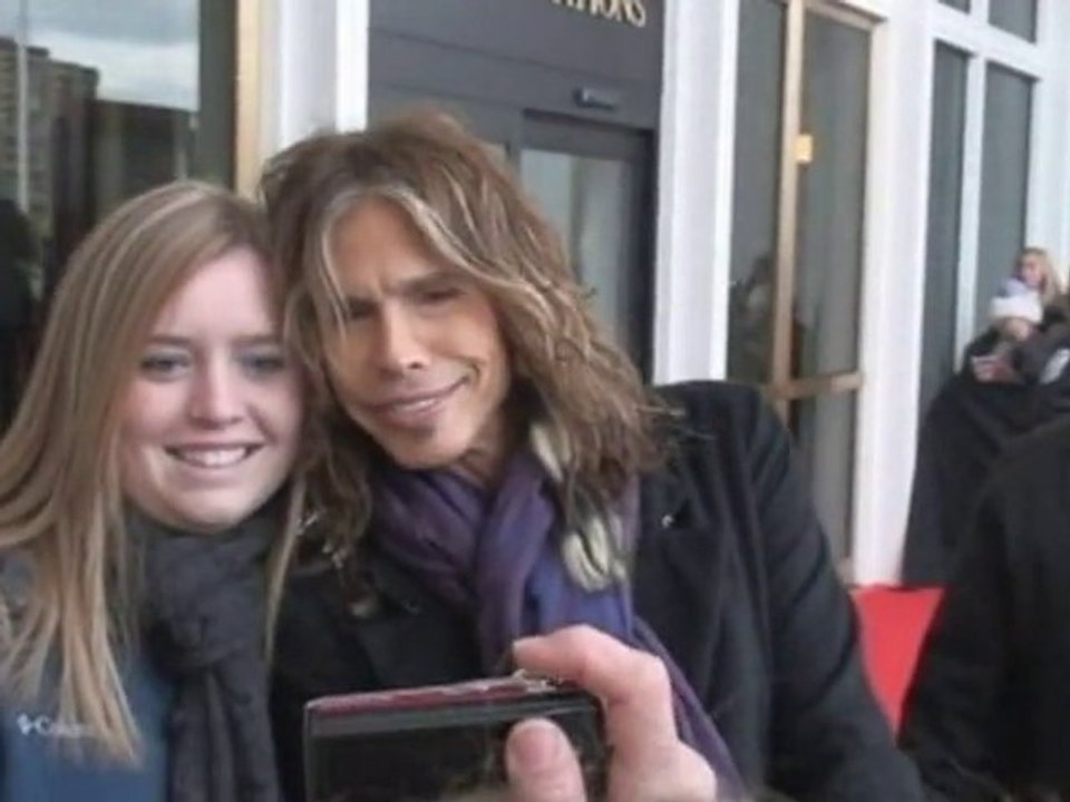 SNTV- Cowell lines up Gallagher and Jagger for US X-Factor