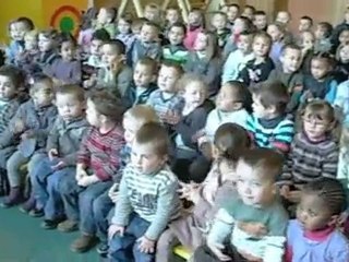 Louvroil : le Père Noël à l'école Marie Curie