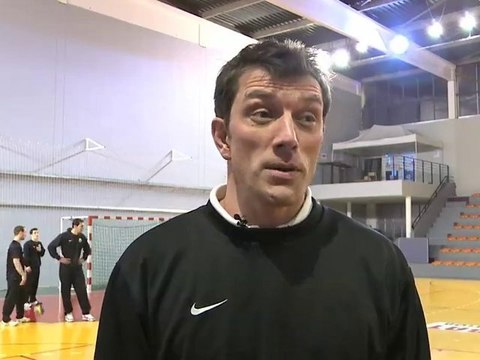 En attendant Semur en Auxois (Aix Handball)