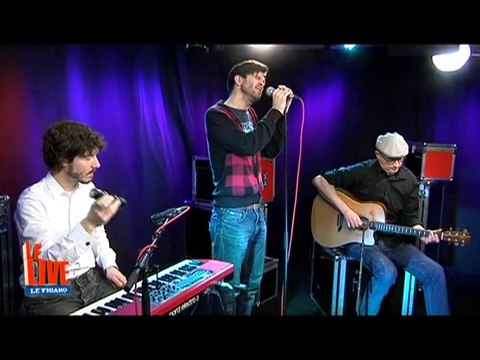 Nouvelle Vague - Amoureux Solitaires ( reprise de Lio )