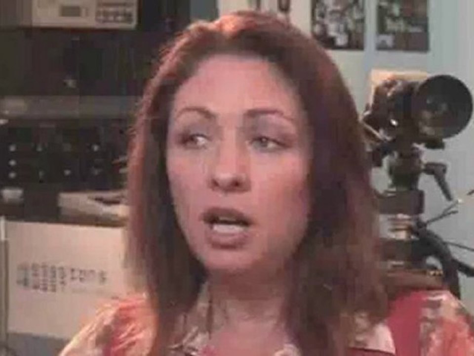 Child Actors On Location : Do the parents have to travel with the child actor and stay on location?