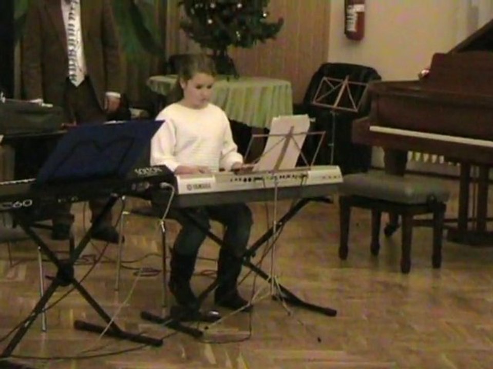 Weihnachtskonzert Musikschule Mücheln, Jessica Keyboard