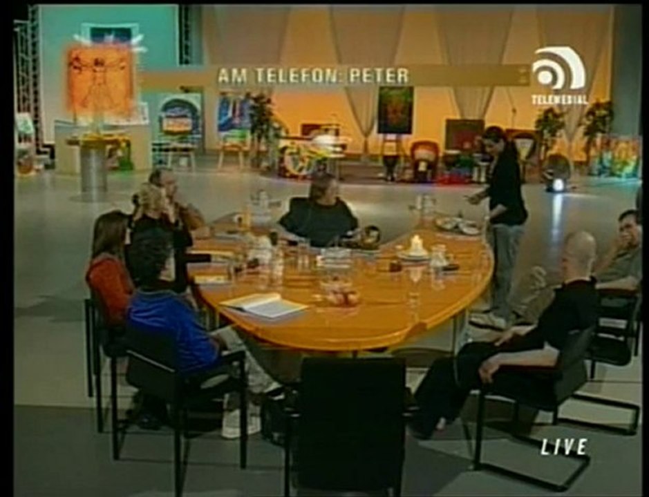 Anrufer warnt Hornauer vor der Gefahr von Kerze und Drucker