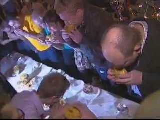Man gobbles pie in record breaking time