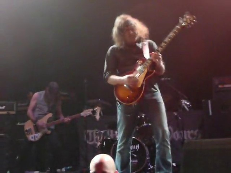 Vulcain (Live in Lyon 2010 with Motörhead) (2)