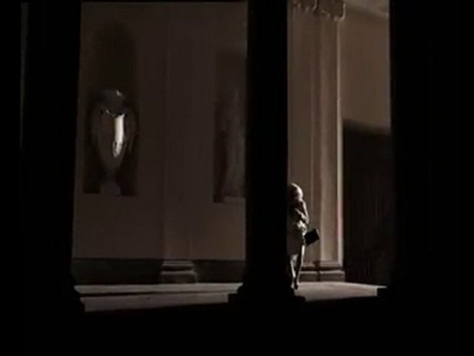 Panique au palais : trailer 2