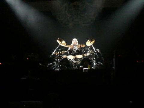 Motörhead (Live in Lyon 2010) (7) - Solo de batterie