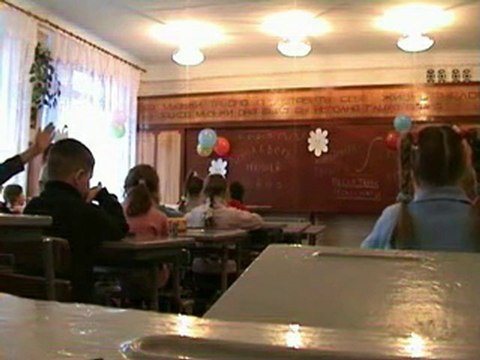 Урок музыки в 1 классе - Сказка о трех китах_xvid