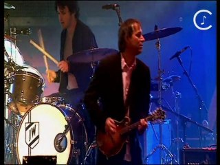 iConcerts - R.E.M. - Losing My Religion (live)