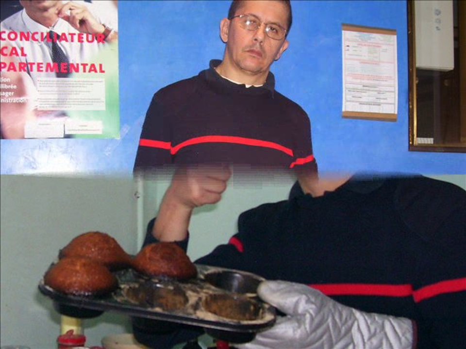 moi et mon gateau hi hi hi